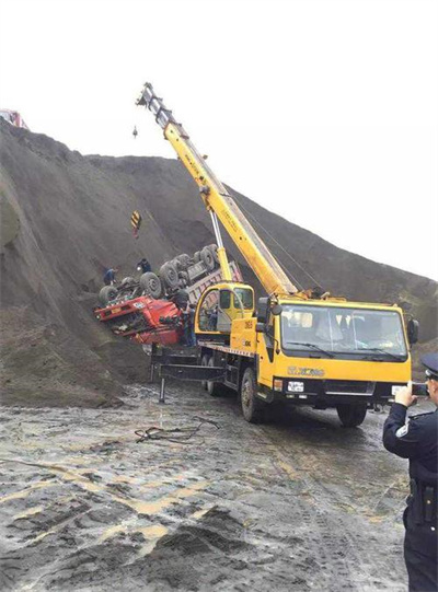 全椒上犹道路救援